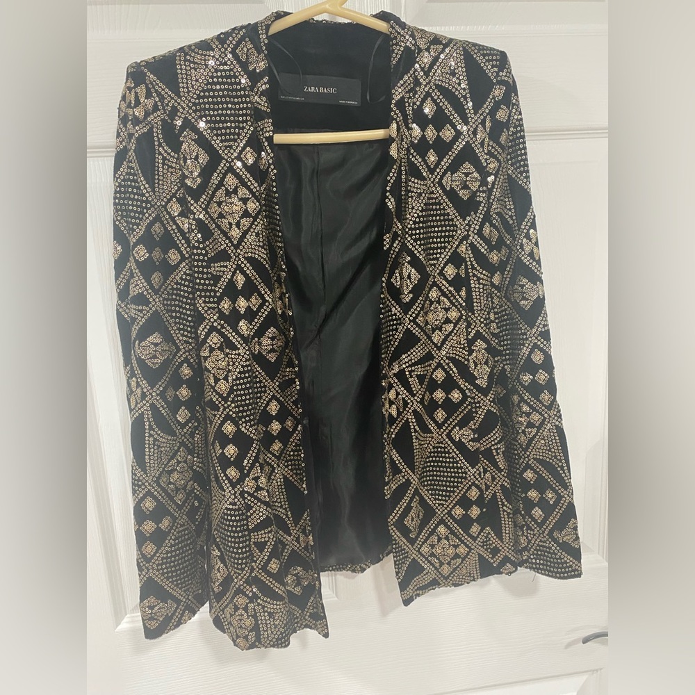 Black and gold blazer